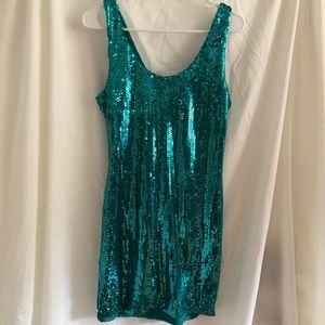 TEQL SEQUIN SHORT FITTING DRESS